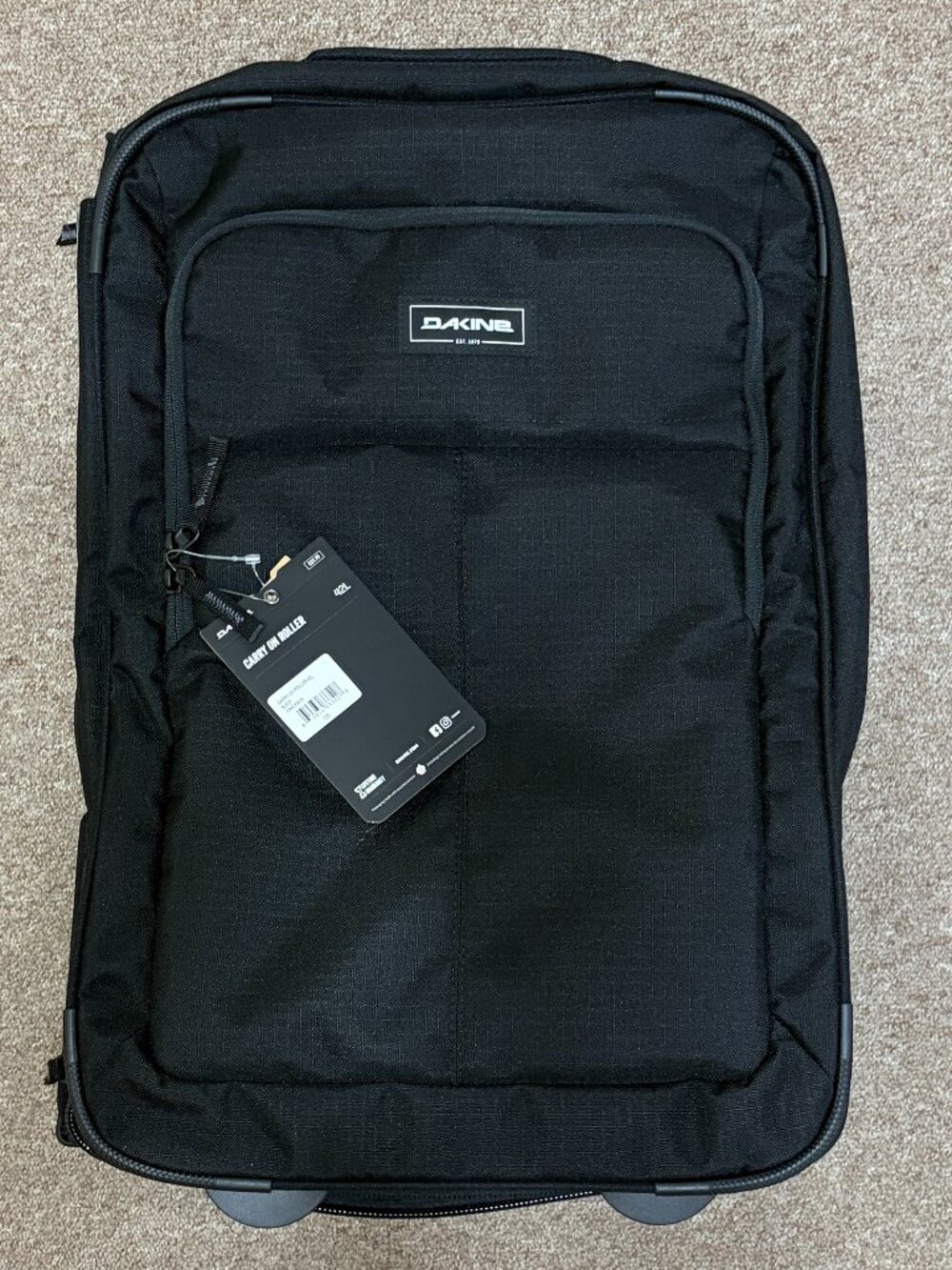 Dakine 42L Black Carry On Roller